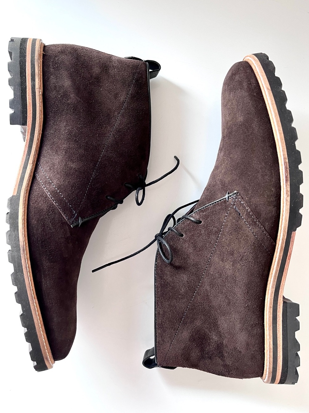 Ted Baker London Brown Suede Chukka Boots Lug Sole NWOT US 10 - Picture 2 of 8